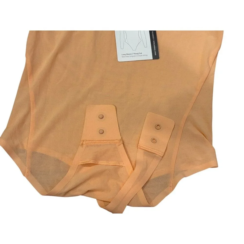 Lululemon‎ Wundermost crewneck bodysuit Nulu mesh